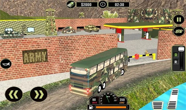 陆军巴士越野驾驶安卓最新版：多种道路类型的竞速挑战游戏